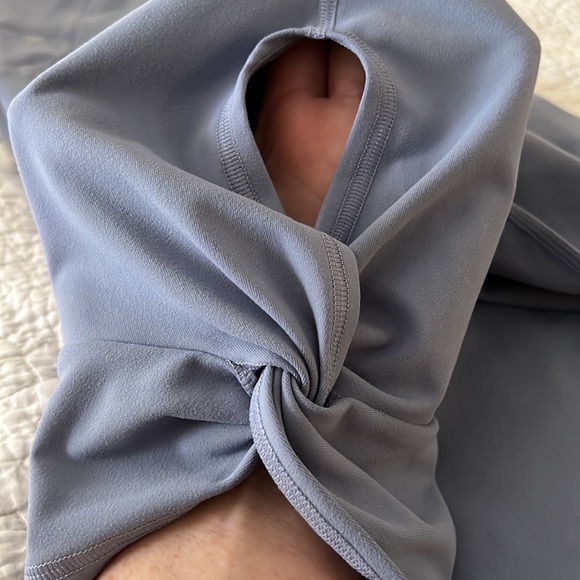 Fabletics Capri length High Rise Oasis Size 4X soft blue - Picture 7 of 11